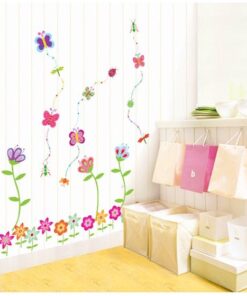 Muursticker Vrolijke Bloemen en Vlinders